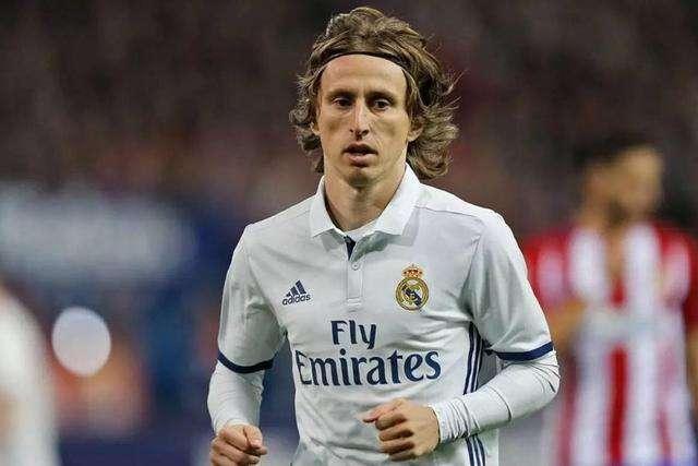 媒体人：国安欠薪8个月不真实，只有1个月是晚发了一些